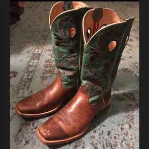 Twisted X boots size 9.5